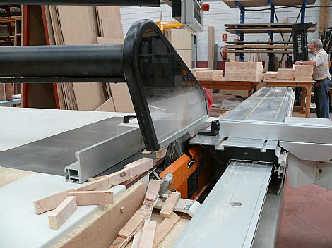 Fbrica de Muebles Recorio en Cangas de Ons.